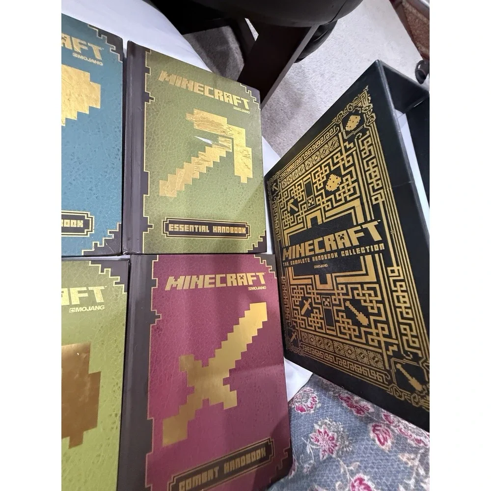 MINECRAFT: THE COMPLETE HANDBOOK COLLECTION By Mojang - Hardcover 2014‎